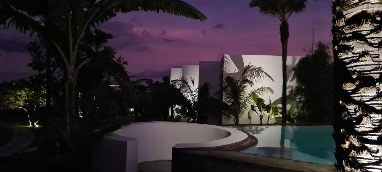 Palm Springs Bali Dive Resort Tulamben Exterior foto